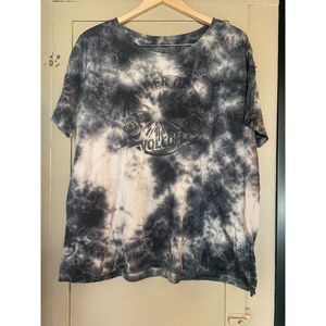 Volcom XL Blue and white tie-dye shirt used